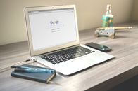Web Developer & Digital Marketing Expert.