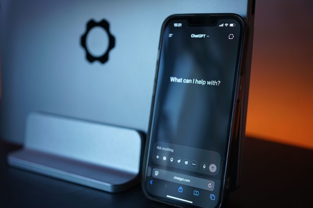 Gemini vs Claude vs ChatGPT for Students: Which AI Chatbot Is Best?